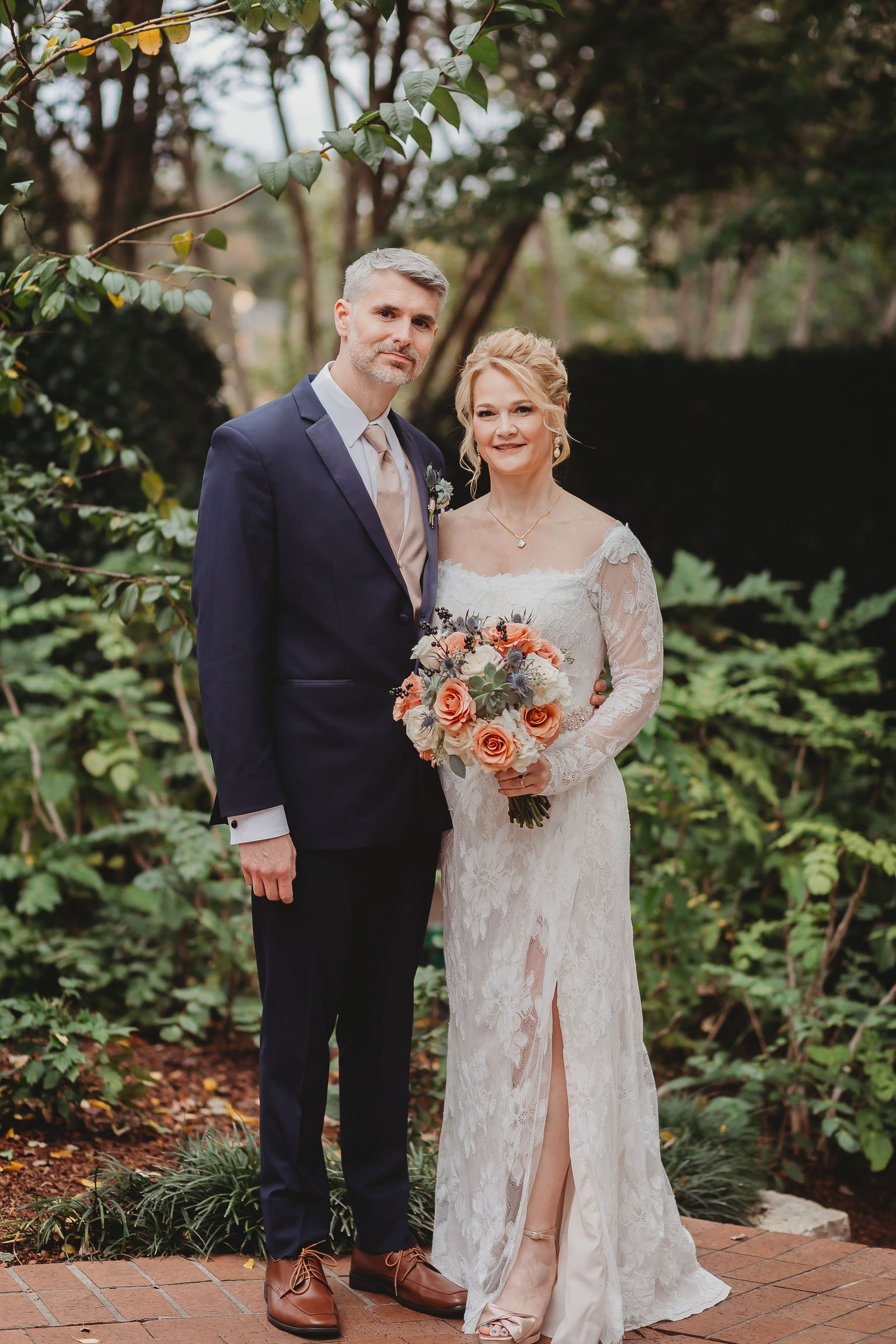 Summer & Brett — real Just Elope wedding